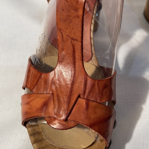 NEW Leather clogs with studs - Picture 6 of 11